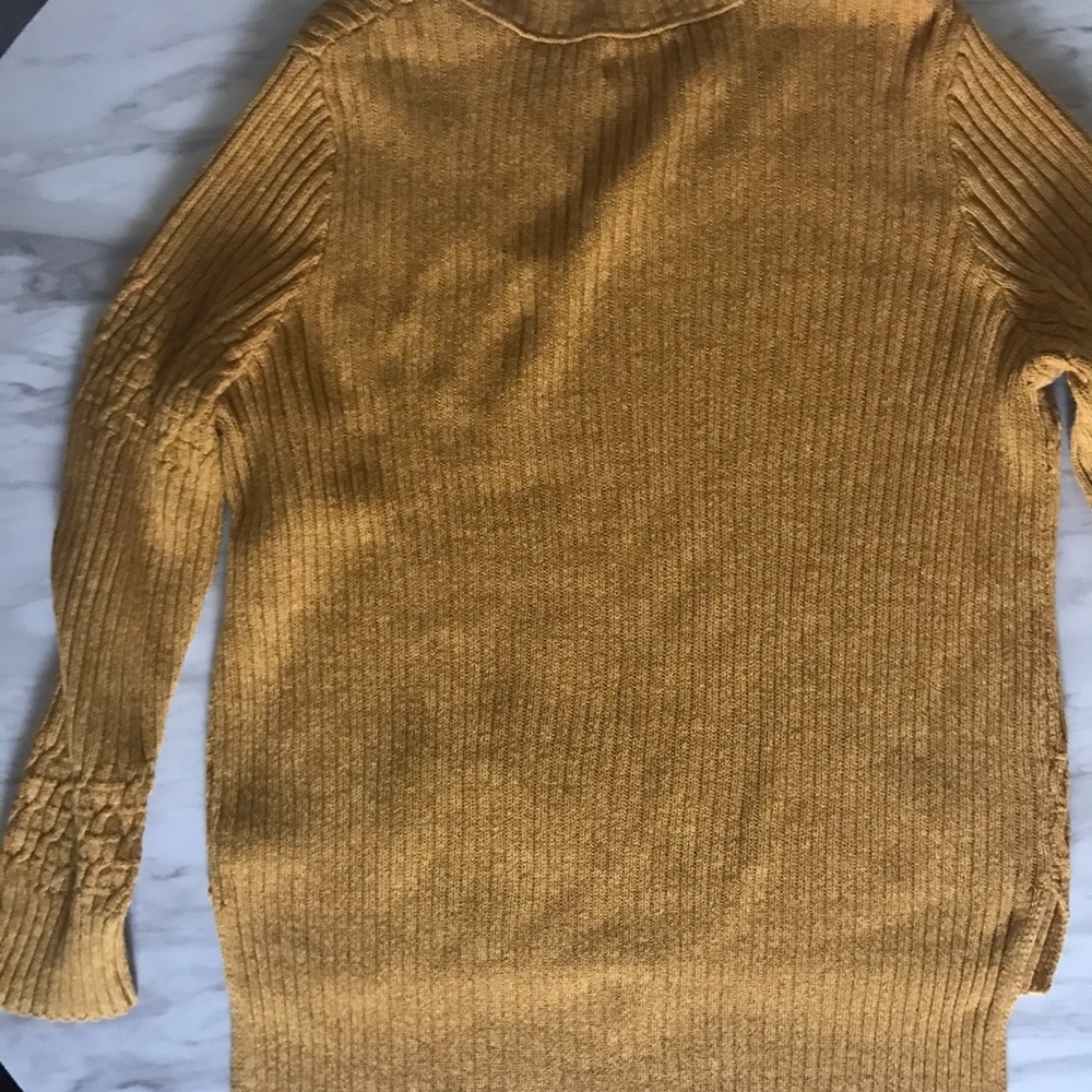 Universal Thread sweater - Picture 5 of 7